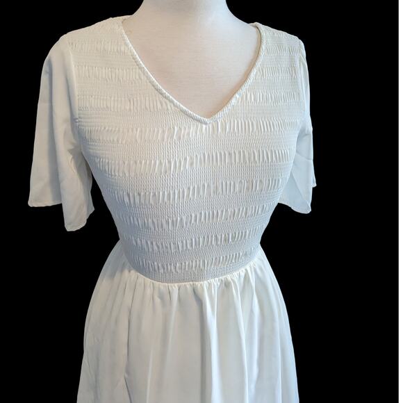 Women Short Sleeve Summer V Neck High Low Smocked Midi Dress Size XS - Picture 3 of 11